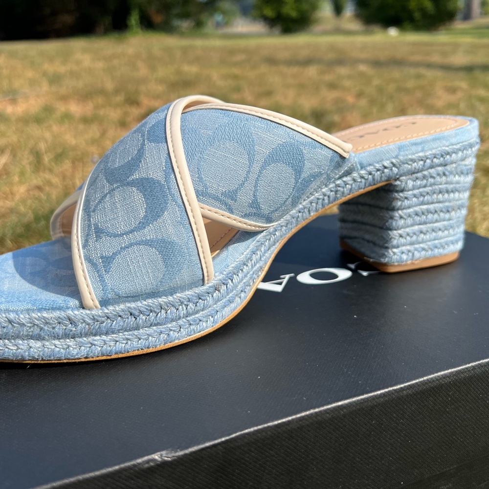 Coach summer slides in light blue